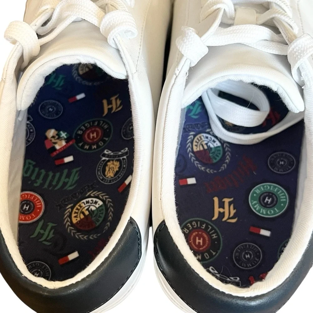 Tommy Hilfiger Henissly Classic White Leather Sneakers size 9.5